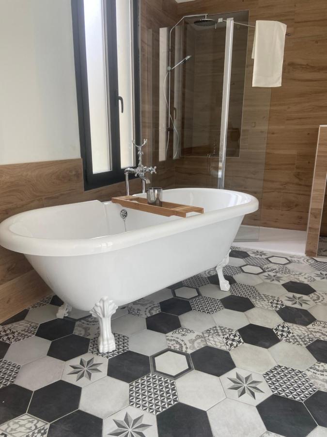 Les Lodges Du Quereux Chaillevette Екстер'єр фото